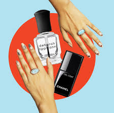 9 Best Top Coat Nail Polishes For 2021 Do Top Coats Prevent Chipping You still don't know how?