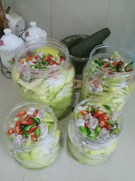 Dengar namanya pun boleh buat kecur air liur. Rahsia Membuat Jeruk Mangga Guna Air Soda Yang Addicted Daily Makan