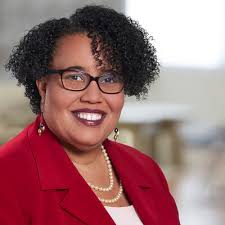 Woke up to this new 'Top Product Marketing Voice' badge 🤩