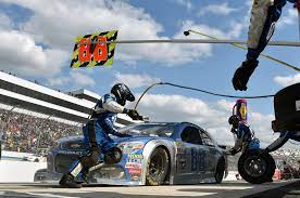 In 2019, daniels became one of the first women in nascar history to pit at the daytona 500. How Fast Is A Nascar Pit Stop