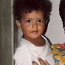 Lala Hunter ♡ (@LarysssTozier)