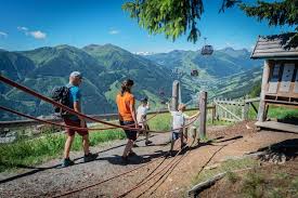 Apartments & suites in saalbach hinterglemm. Erlebnisweg Montelino Am Kohlmais In Saalbach Hinterglemm Mamilade Ausflugsziele