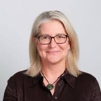 4600+ "Lumsden" profiles