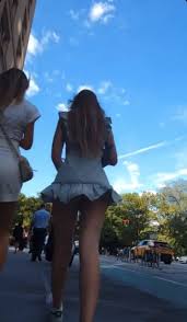 Wind blown upskirt - ThisVid.com