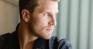 Comodi e pratici, senza rinunciare allo stile. Colorazione Uomo Come Diventare Biondo