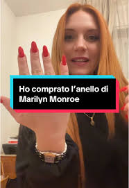 Marilyn Monroe Hexagon Ring