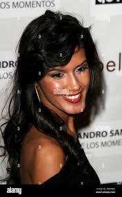 Bella gonzalez hi-res stock photography and images