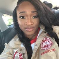 Mia Buggs's Instagram, Twitter & Facebook