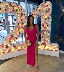 21st Birthday Party Decorations For Her The Beautiful Gabbyhachem Celebrating Her 21st Birthday With Our Life Size Floral Numbers Perfect 21st Birthday Outfits Birthday Dress 21st Dresses For Teens