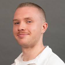 This summer I'll be joining the The Washington Post Audience Straetgy Team  under Bryan Flaherty and Christina Macholan for a 10-week internship  program.