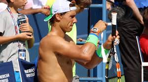 Página web oficial del tenista rafa nadal. How To Rewrap Overgrip On Tennis Racquet Like Rafael Nadal Youtube