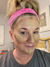 Kelly Clarkson embraces natural look, and fans love it ✨ She appeared