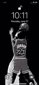 Our gallery of basketball wallpapers illustrates famous basketball players and teams from the nba. Live Wallpaper Michael Jordan The Shot Iphonewallpapers
