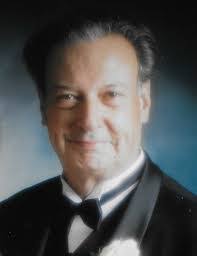 Robert Uher's Instagram, Twitter & Facebook