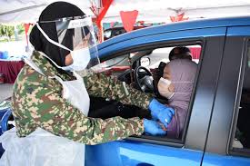 Ms kemudian, tuhan melemaskan seluruh angkatan tentera mesir di laut merah untuk menyelamatkan mereka. Tmamalvzerhqqm