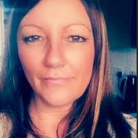 Kerry Stroud's Instagram, Twitter & Facebook