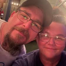 BreakingNews Kail's son Isaac COMES OUT 🌈❤️ in comments