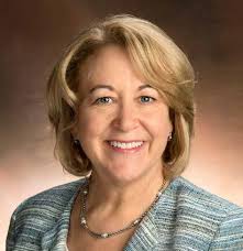 Providing Insight, Understanding and Community Simrit Sandhu Executive  Director of Supply Chain Cleveland Clinic