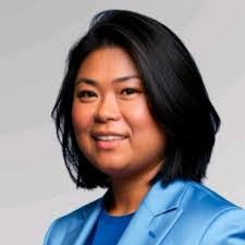 Hollie Colbert's Instagram, Twitter & Facebook