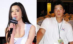 Jun 02, 2021 · 연예. ê´Œ ì „ì§€í›ˆë ¨ ë°ì´íŠ¸ ê¹€ê·œë¦¬ ì˜¤ìŠ¹í™˜ ì—´ì• ì„¤ ê³µì‹ ë¶€ì¸ Sbs ë‰´ìŠ¤