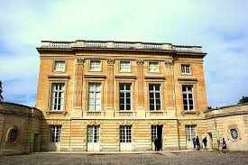 Der vertrag von trianon, auch friedensvertrag von trianon oder friedensdiktat von trianon, war einer der pariser vorortverträge, die den ersten weltkrieg formal beendeten. Das Trauma Des Vertrages Von Trianon Ferienhauser In Ungarn