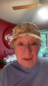 Let's Spend the whole day together. From early morning to bed time. Here we  go. www.amishfarmsoap.com www.yallsweettea.com White Lily Baking  #whitelilybaking #whitelilypartner Y'all Sweet Tea #yallsweettea  #yallsweetteapartner Amish Farm Soap ...