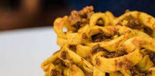 Turn the pieces over and brown the other sides, 2 to 3 minutes. Ricette Primi Tagliatelle Al Ragu Di Anatra Aldi
