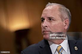 14 Photos & High Res Pictures