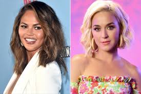 Us pop star katy perry tried to encourage her fans to mend fences with family members who disagree with them politically, now that the presidential election is over, but incurred wrath for loving oppressors. Chrissy Teigen Offended Katy Perry At 2021 Inauguration People Com