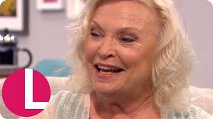 Sandra Dickinson (American british Actress) ~ Wiki & Bio with Photos