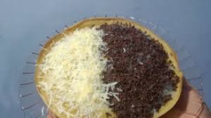Tuang air sedikit demi sedikit sambil diaduk rata. Praktis Cuma Pakai Teflon Begini Cara Membuat Martabak Manis Di Rumah