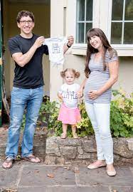 Okay, not everyone will have access to will smith when you want to announce your pregnancy (you never know though so have that pad of paper ready) but the sign route can be really sweet and cool. 72 Unique Pregnancy Announcement Ideas