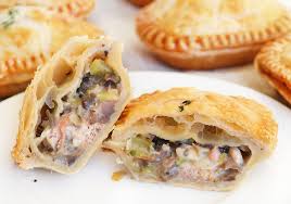 Stir in the chopped parsley and pour the sauce over the chicken and mushroom mixture. Chicken Mushroom Pie Panbury S
