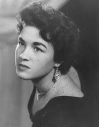 Yolanda Powers's Instagram, Twitter & Facebook