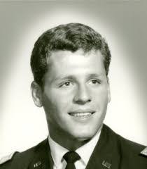 Mike Ludwick's Instagram, Twitter & Facebook