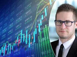 “We gaan de economie stilaan voelen vertragen.” Beursanalist legt uit hoe  je nu slim belegt