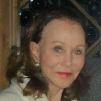 Gretchen Holland's Instagram, Twitter & Facebook