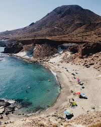 8 Playas Practicamente Desconocidas En Cabo De Gaya Cabo De Gata Almeria Arrecife De Las Sirenas Lugares De Vacaciones