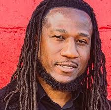 Mike Semple's Instagram, Twitter & Facebook