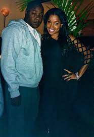 I fly with the stars in the skies / i am no longer trying to survive / i believe that life is a prize / but to live doesn't mean you're alive / don't worry 'bout me and who i. Jadakiss Explains His View On Women Weighing His Options About Marriage Vibe Com