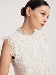 Lace blouse Color white