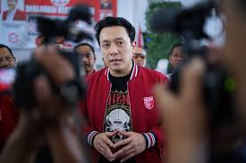Explore tweets of diaz hendropriyono @dhendropriyono on twitter. Stafsus Jokowi Ikut Sentil Anies Tarik Rem Darurat Diaz Hendropriyono Semoga Remnya Gak Blong