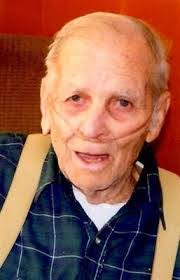 Daniel Tressler's Instagram, Twitter & Facebook