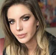 Pin By S R On Eda Ece Turkish Actors Instagram Layout Actresses