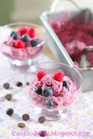 Boosts immune system and minimize risks of urinary tract infections (utis). 5 Minute Mixed Berry And Dark Chocolate Greek Frozen Yogurt