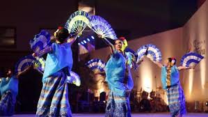 Jun 10, 2021 · fungsi dari tari jaipong yaitu sebagai hiburan karena tari jaipong biasa digelar untuk menghibur masyarakat. 25 Macam Macam Tarian Daerah Dan Penjelasannya Warisan Budaya Indonesia