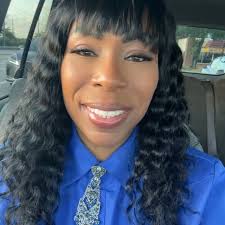 Alles Gute zum Geburtstag an Sasha Obama 🥂