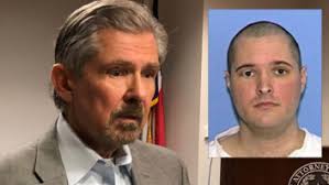 Thomas (38) bestilte leiemorder for å drepe mor, far og bror: Nå trygler  faren for den dødsdømte sønnens liv