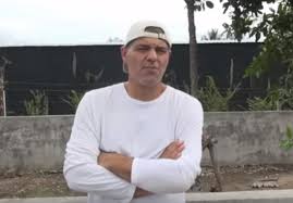 Un viaje de crianza con apego, colecho y lactancia a demanda. No Son Heroes El Polemico Mensaje De Frank Cuesta Sobre Los Ninos De Tailandia Te Importa