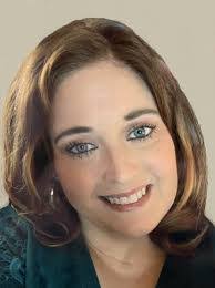 Kristen Stephens's Instagram, Twitter & Facebook